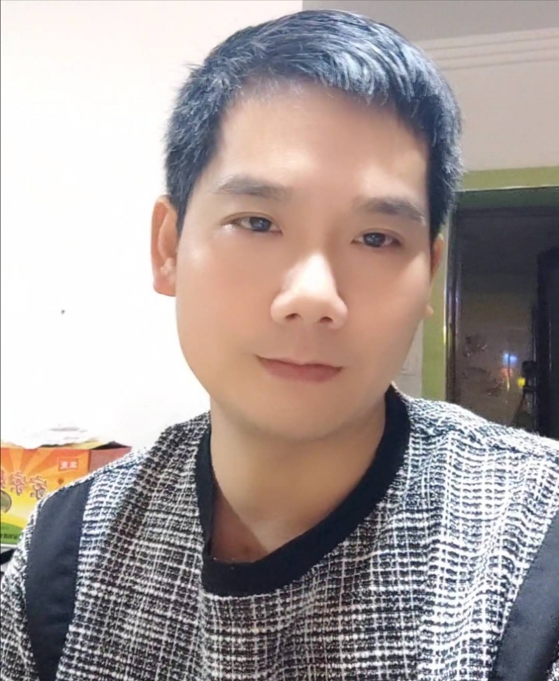 李先生559